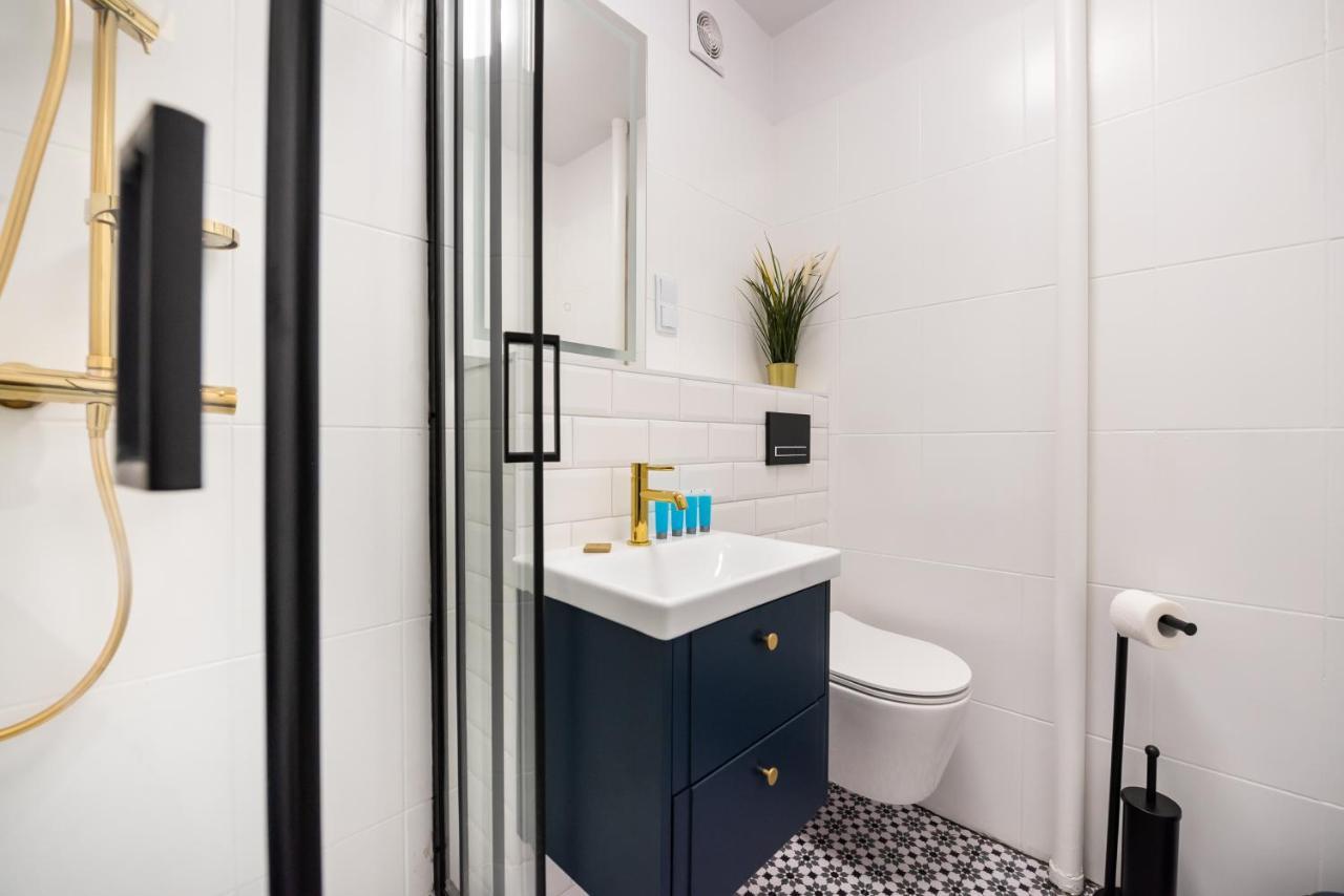 Апартаменты Metro Dworzec Gdanski Elegant Studio Варшава Экстерьер фото