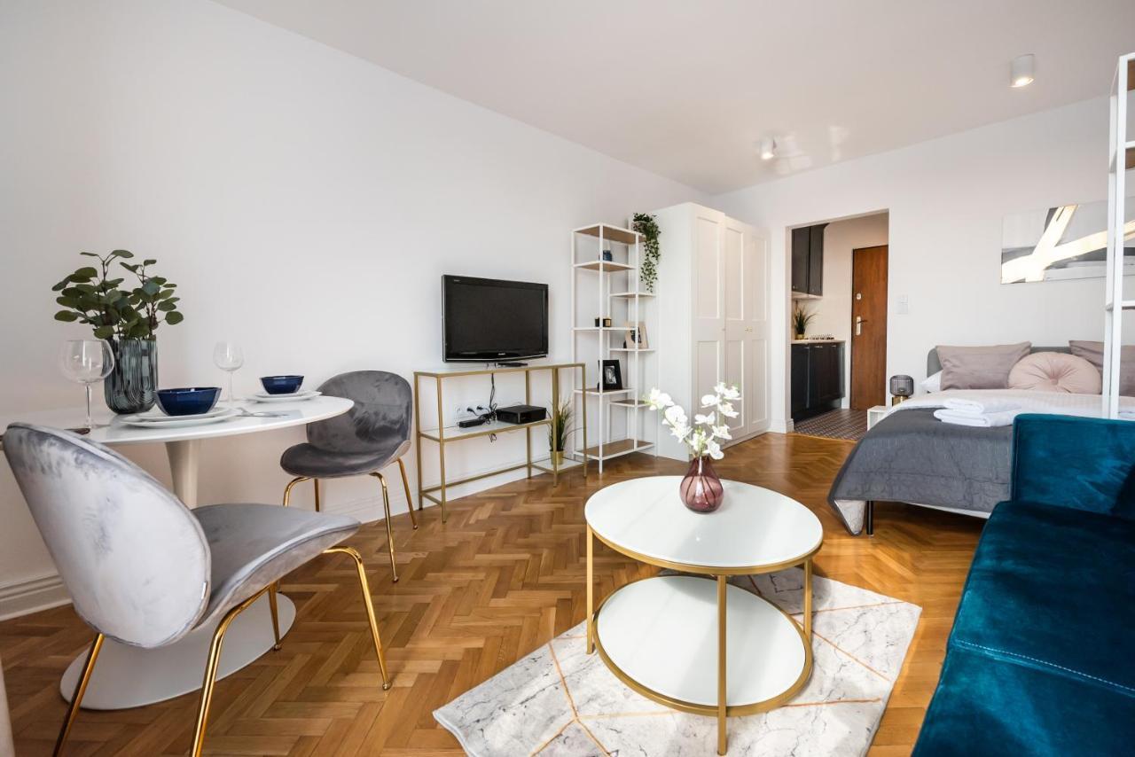 Апартаменты Metro Dworzec Gdanski Elegant Studio Варшава Экстерьер фото